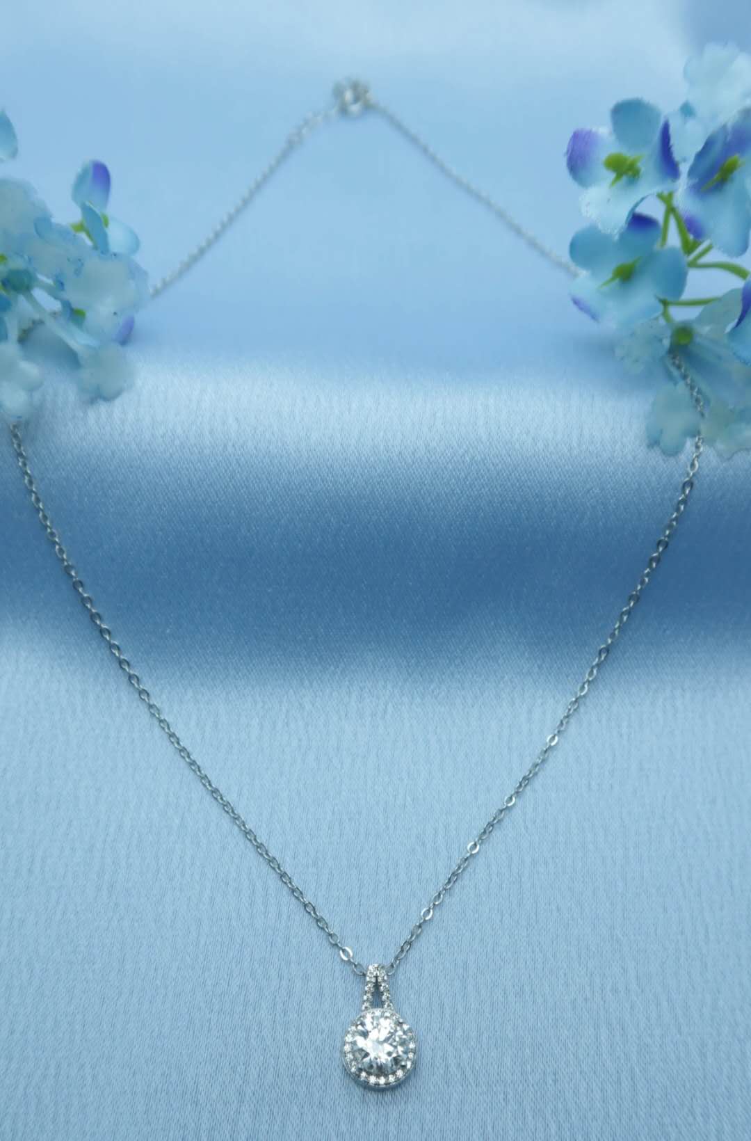 1.0ct Moissanite / 925 Silver Necklace - Tears of Venus