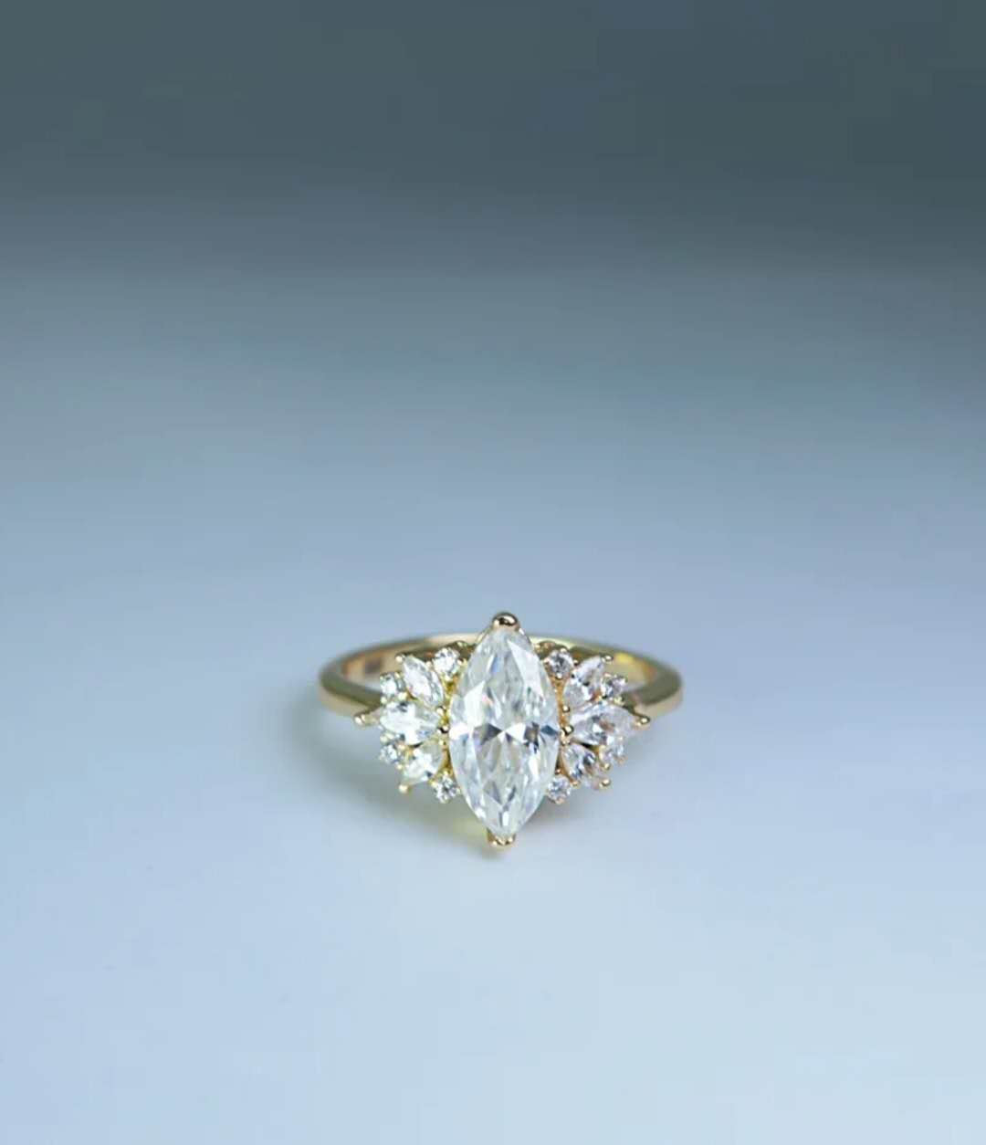 1.0ct Moissanite / 925 Silver Ring - Apollo