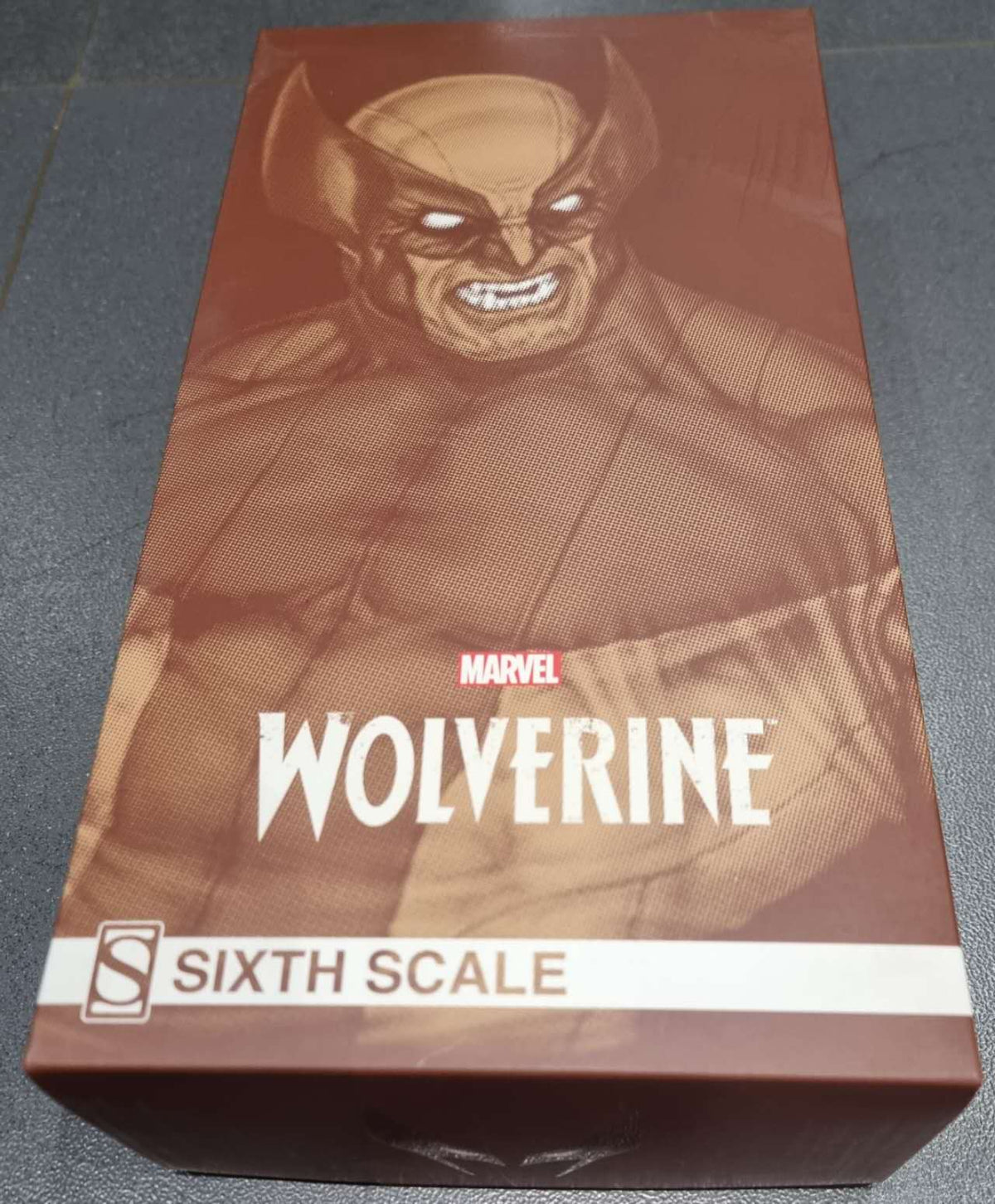 PRE-LOVED - Sideshow Collectibles - 100176 - Wolverine