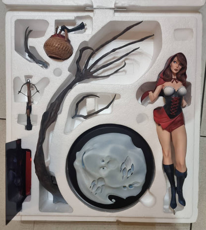 PRE-LOVED - Sideshow Collectibles - 2005521 - Red Riding Hood - EXCLUSIVE EDITION