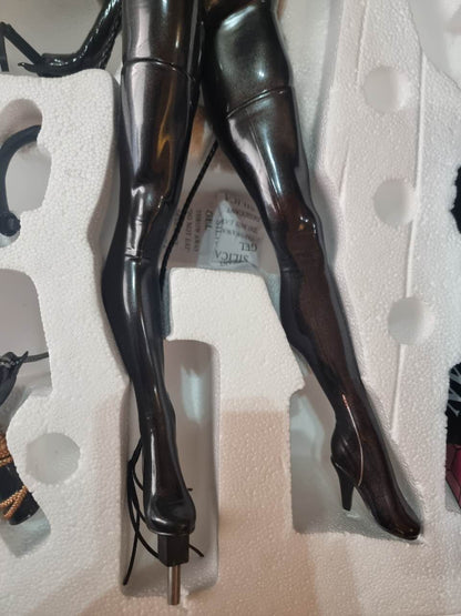 PRE-LOVED - SIDESHOW COLLECTIBLES - Catwoman Premium Format