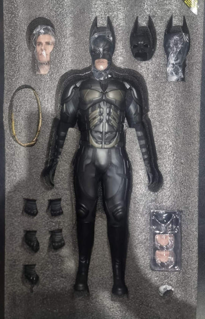 PRE-LOVED - HOT TOYS - QS019B - THE DARK KNIGHT TRILOGY - 1/4 SCALE BATMAN (SPECIAL EDITION)