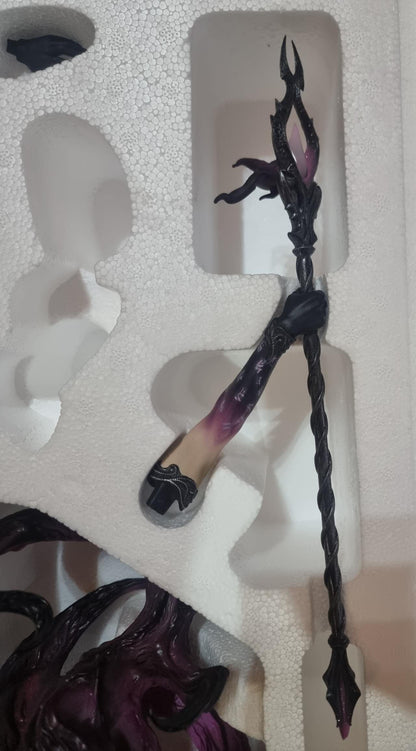 PRE-LOVED - SIDESHOW COLLECTIBLES - 300757 - Dark Sorceress: Guardian of the Void