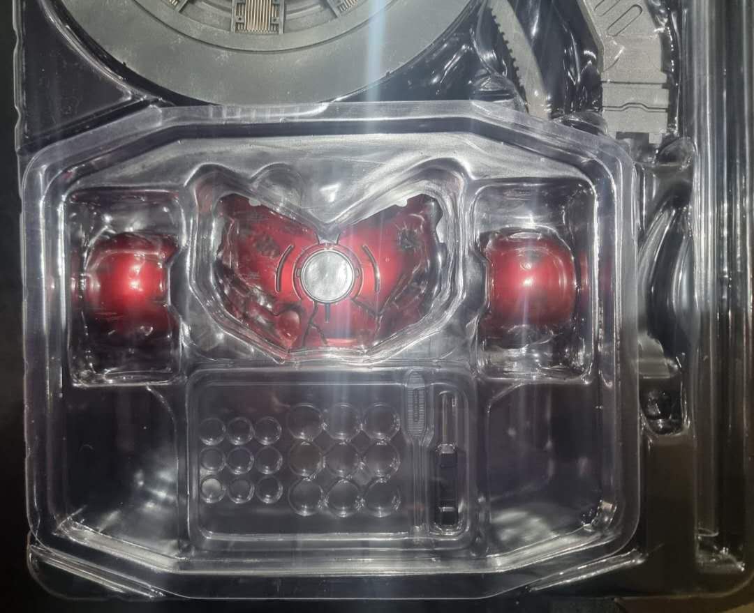 PRE-LOVED - Hot Toys - QS012 - Iron Man: 1/4 Iron Man Mark 3 (Deluxe Version)