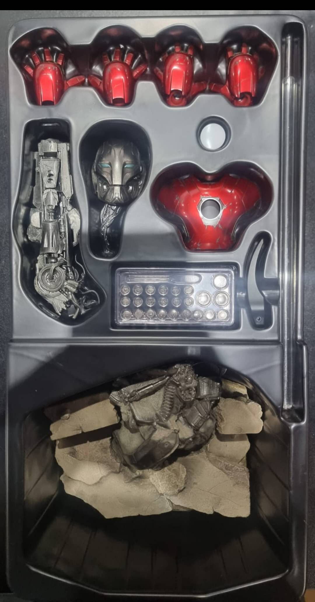 PRE-LOVED - Hot Toys - QS006 - Avengers: Age of Ultron: 1/4 Scale Iron Man Mark 45 (Special Edition)