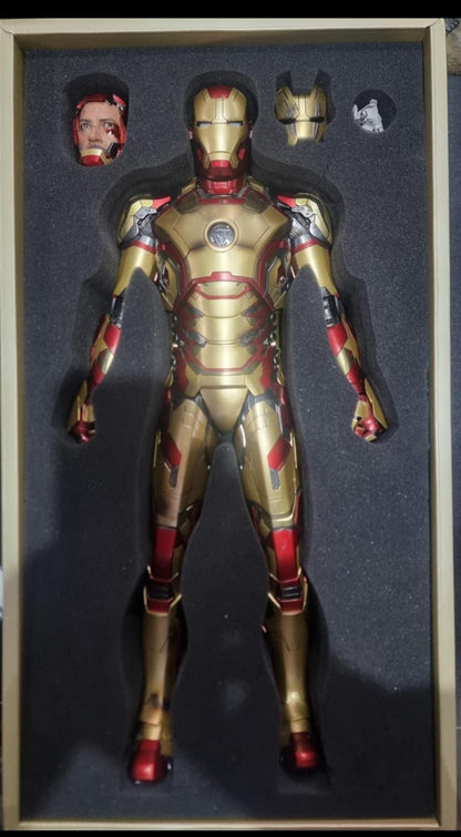 PRE-LOVED - Hot Toys - QS008 - 1/4 Scale Iron Man Mark 42 (Deluxe Version)