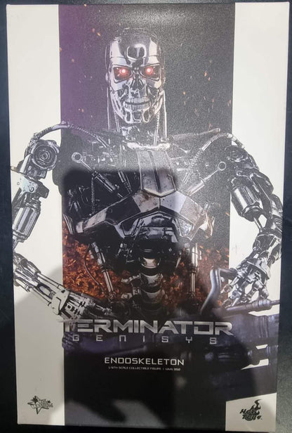 PRE-LOVED - Hot Toys - MMS352 - Terminator-Genisys: Endoskeleton