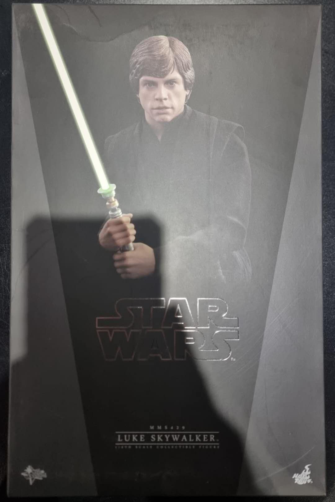 PRE-LOVED - Hot Toys - MMS429 - Star Wars 40th Anniversary: Luke Skywalker