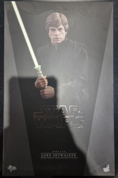 PRE-LOVED - Hot Toys - MMS429 - Star Wars 40th Anniversary: Luke Skywalker