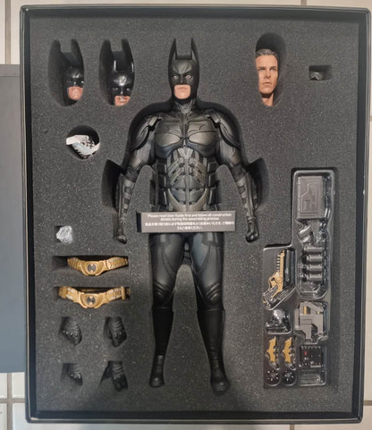 PRE-LOVED - HOT TOYS - DX12 - THE DARK KNIGHT RISES BATMAN