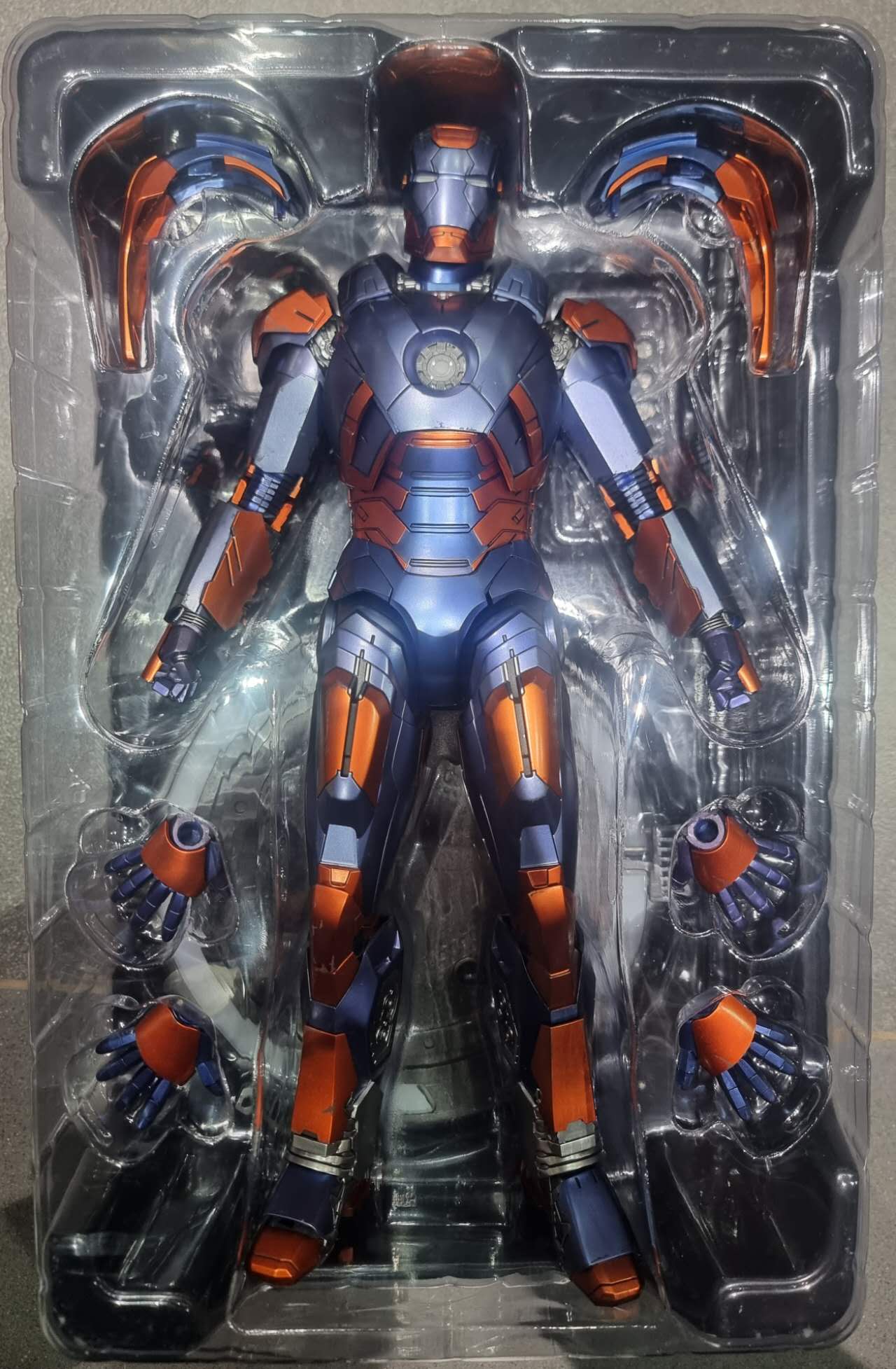 PRE-LOVED - Hot Toys - MMS371 - Iron Man 3 – Mark XXVII: Disco