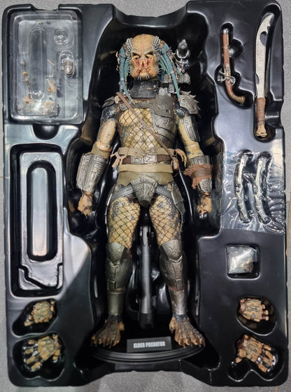 PRE-LOVED - Hot Toys - MMS233 - Predator 2: Elder Predator