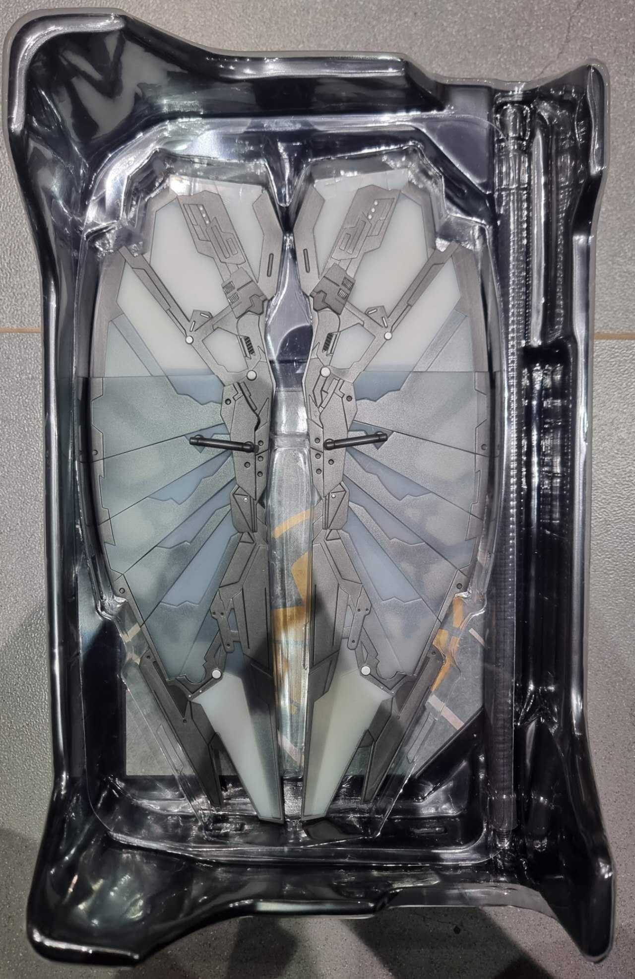 PRE-LOVED - Hot Toys - MMS245 - Captain America The Winter Soldier: Falcon