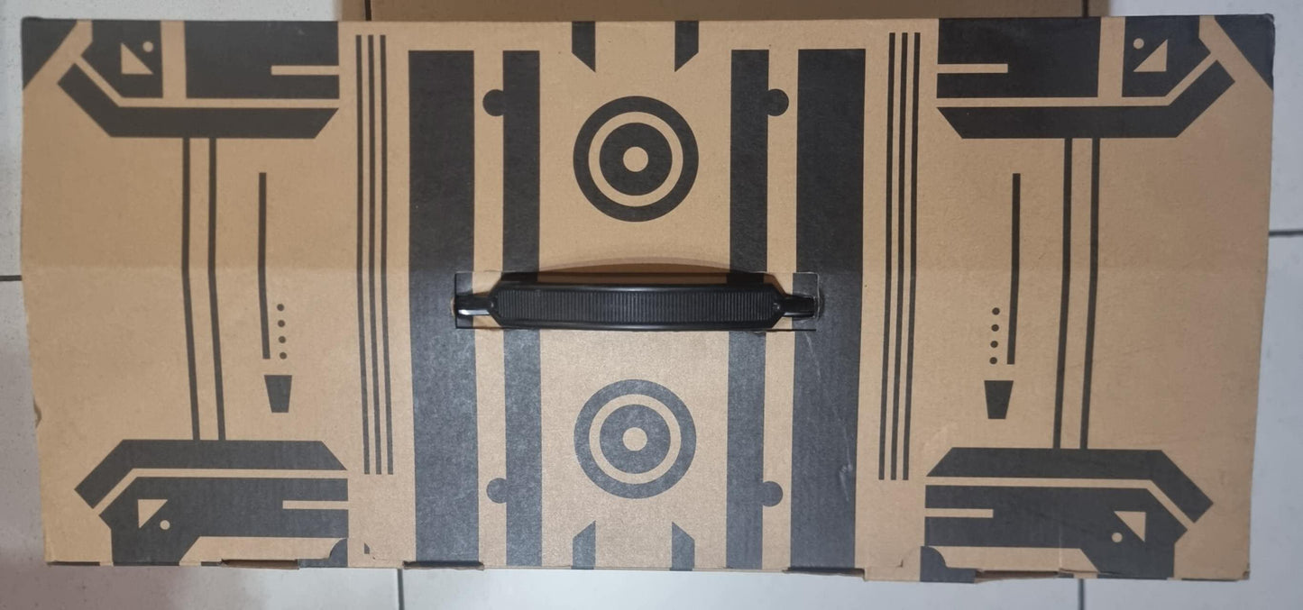 PRE-LOVED - Hot Toys - MMS160 - Suit-Up Gantry with Iron Man Mark IV Set