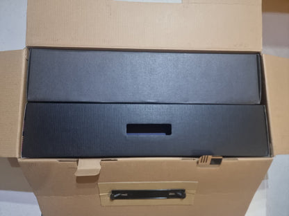 PRE-LOVED - Hot Toys - MMS160 - Suit-Up Gantry with Iron Man Mark IV Set