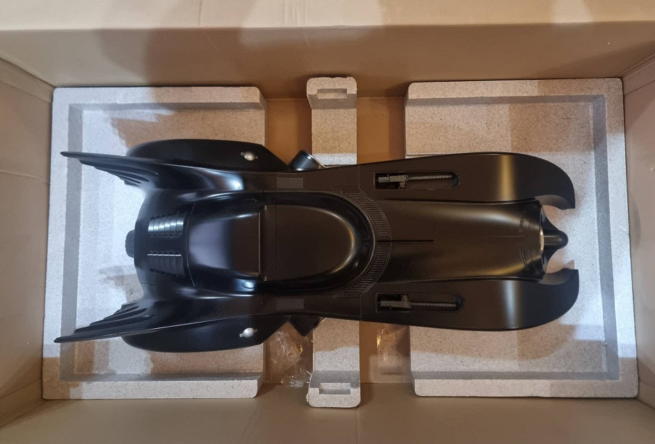 PRE-LOVED - Hot Toys - MMS170 - Batman 1989: Batmobile 1989 (1st Version)