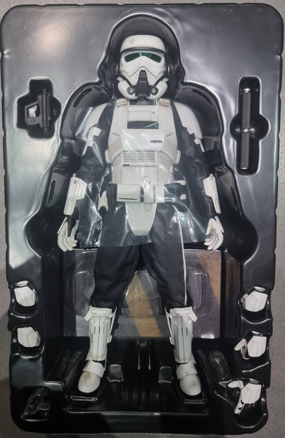 PRE-LOVED - Hot Toys - MMS494 - Solo: A Star Wars Story – Patrol Trooper