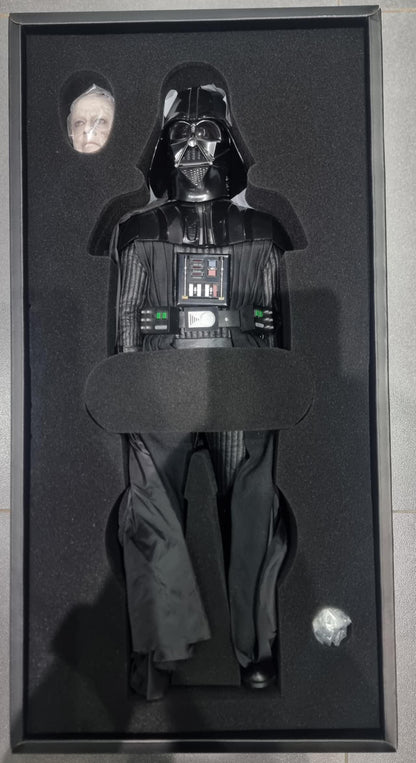PRE-LOVED - Hot Toys - QS013 - Star Wars VI : ROTJ – Darth Vader