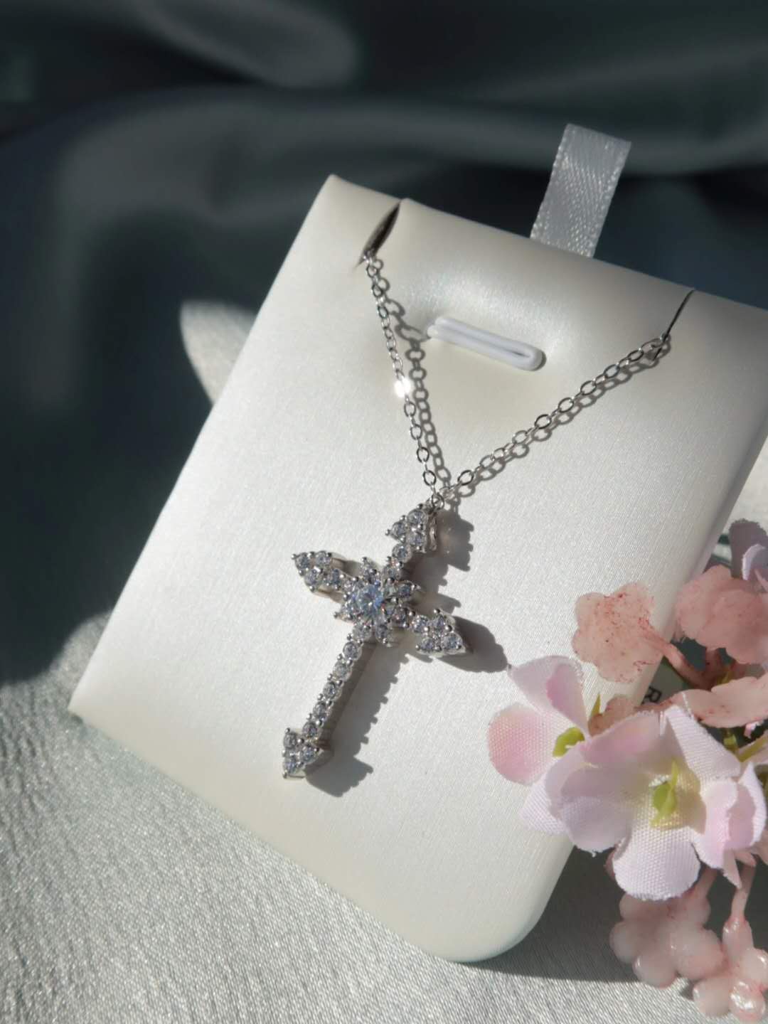 Moissanite Stones with Silver 925 Necklace - Small Cross