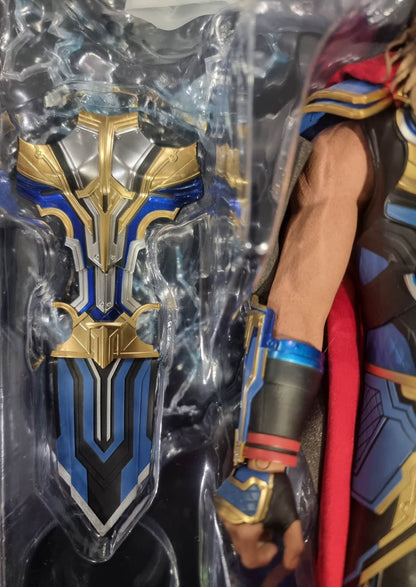 PRE-LOVED - Hot Toys - MMS656 - Thor Love and Thunder: 1/6th Scale Thor