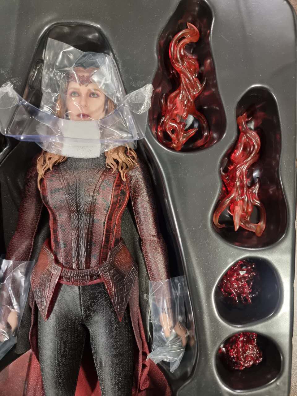 Pre-loved - Hot Toys - MMS652 - Doctor Strange : Multiverse Of Madness – Scarlet Witch - H.G.