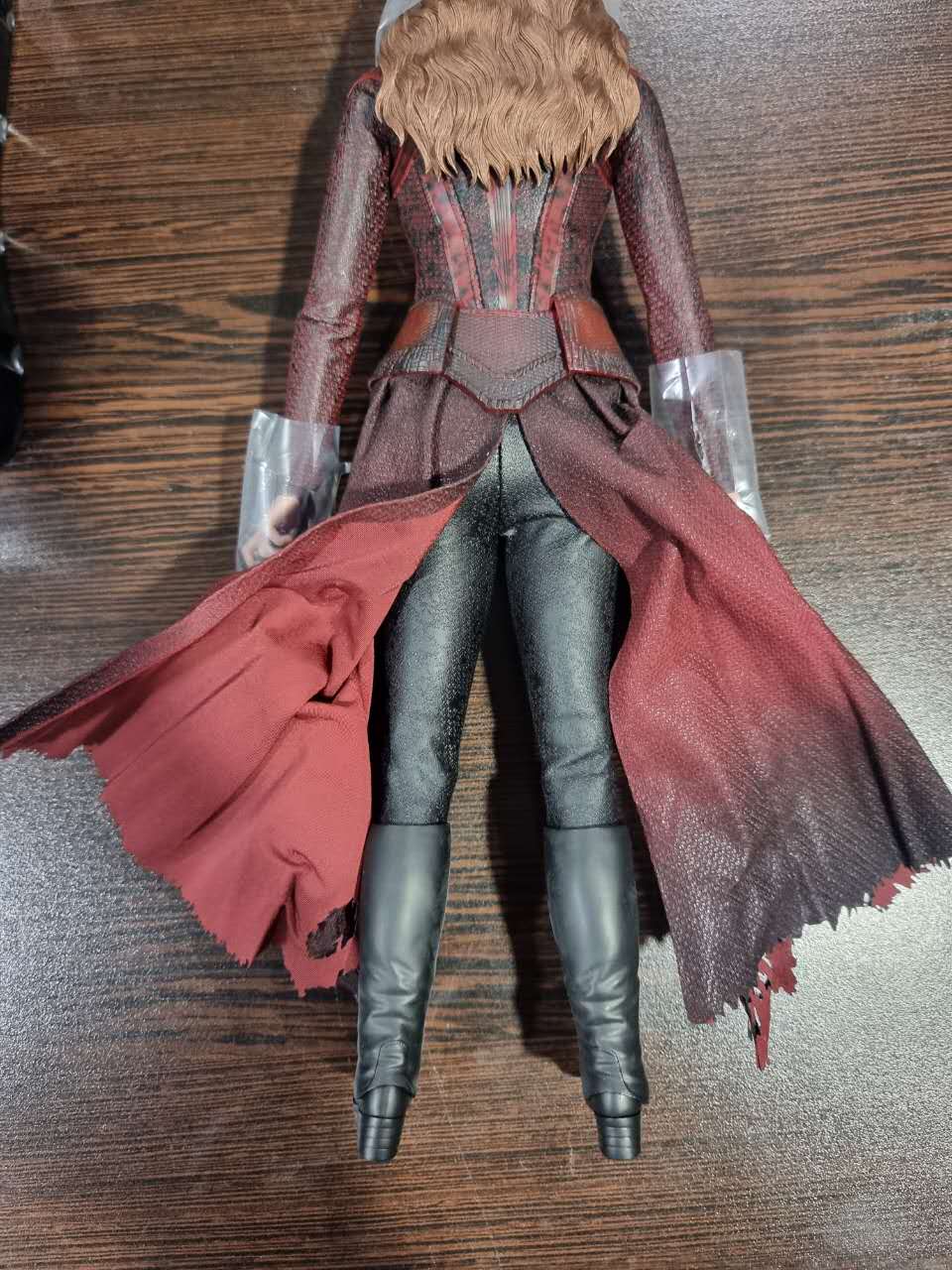 Pre-loved - Hot Toys - MMS652 - Doctor Strange : Multiverse Of Madness – Scarlet Witch - H.G.