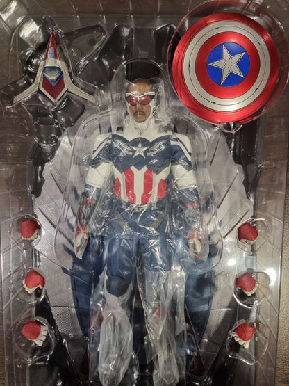 Pre-loved - Hot Toys - TMS040 - The Falcon and the Winter Soldier: Captain America - H.G.