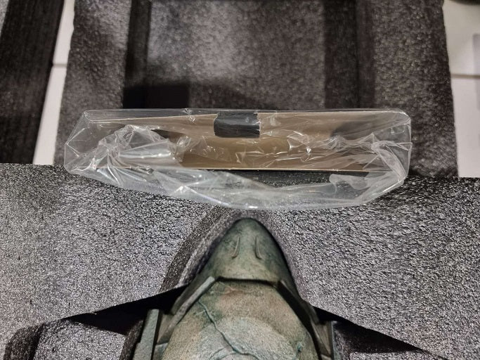 PRE-LOVED - HOT TOYS - QS019 - THE DARK KNIGHT TRILOGY - 1/4 SCALE BATMAN (Standard EDITION)