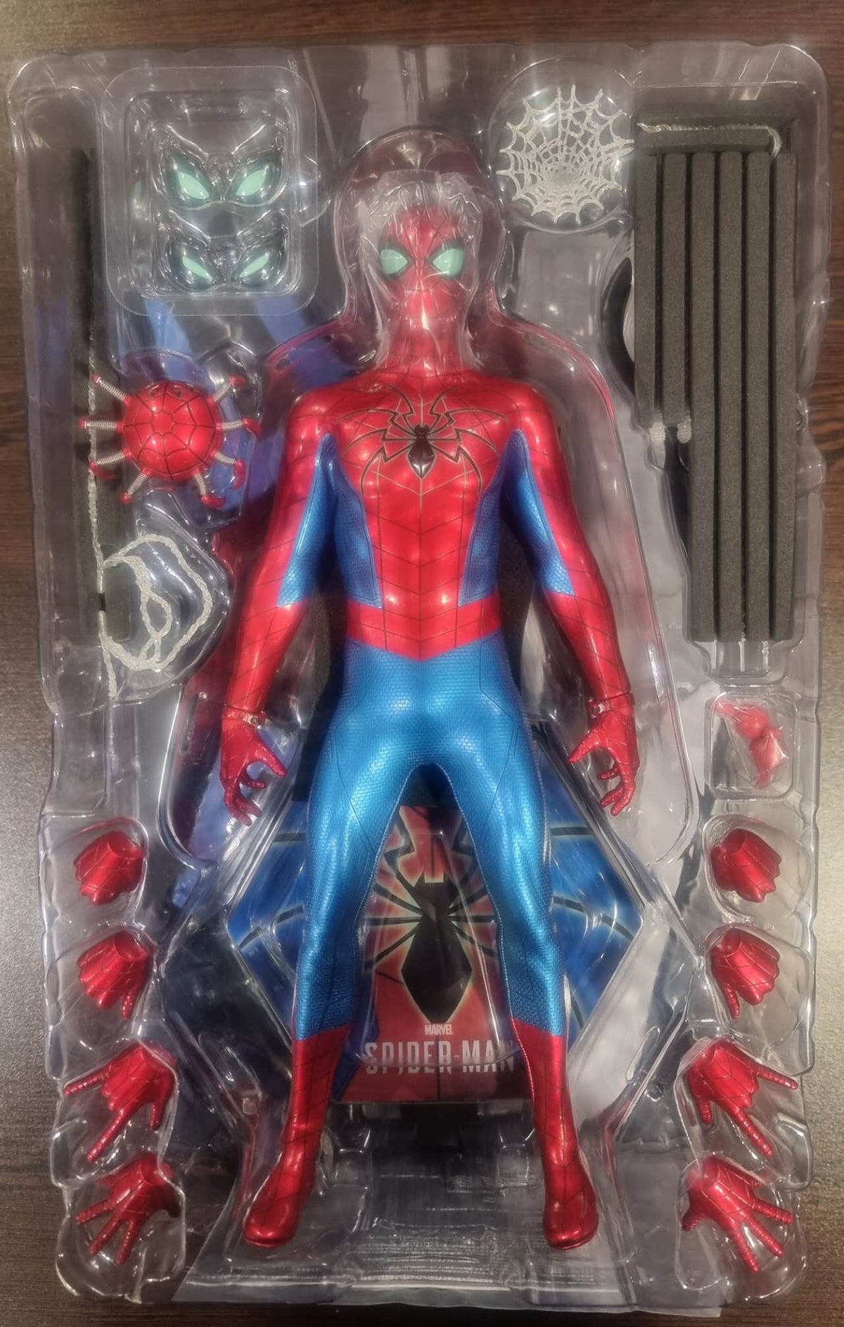 PRE-LOVED - Hot Toys - VGM043 - Marvel's Spider-Man: Spider Armor Mark IV Suit