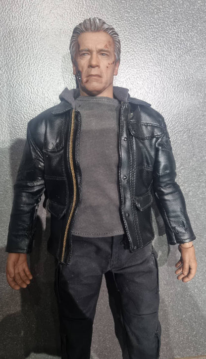PRE-LOVED - Hot Toys - MMS307 - Terminator Genisys: T-800 Guardian