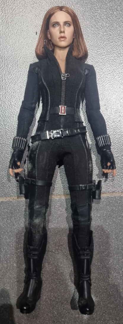 PRE-LOVED - Hot Toys - MMS239 - Black Widow (Winter Soldier)