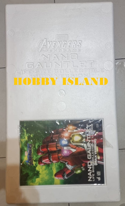 PRE-LOVED - Hot Toys - LMS008 - Avengers : Endgame – Life Size Scale Nano Gauntlet (Hulk Version)