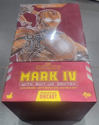 PRE-LOVED - Hot Toys - MMS462D22 - Iron Man Mark IV With Suit-Up Gantry (Diecast Version)
