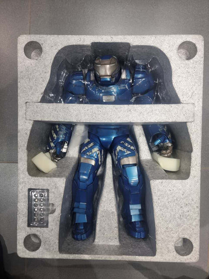 PRE-LOVED - Hot Toys - MMS215 - Iron Man Mark XXXVIII - Igor Armor