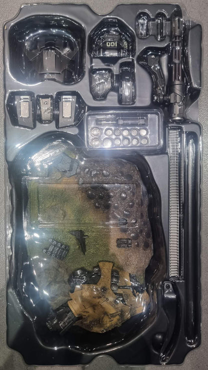 PRE-LOVED - Hot Toys - MMS331D13 - Iron Man 2 - War Machine
