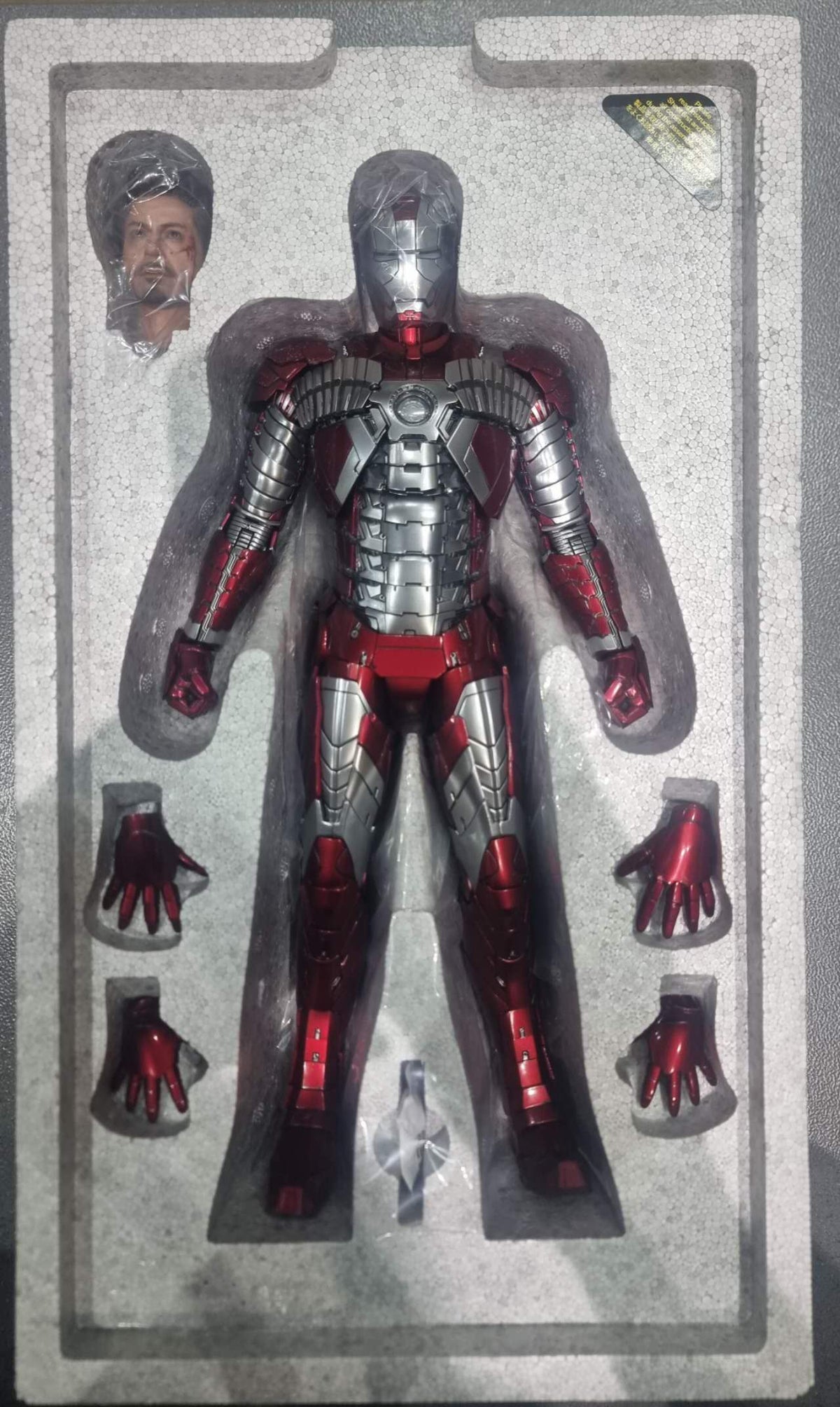PRE-LOVED - Hot Toys - MMS400D18 - Iron Man 2 - Iron Man Mark V (Diecast)