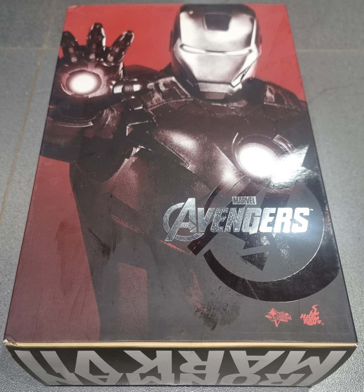 PRE-LOVED - Hot Toys - MMS185 - The Avengers - Iron Man Mark VII