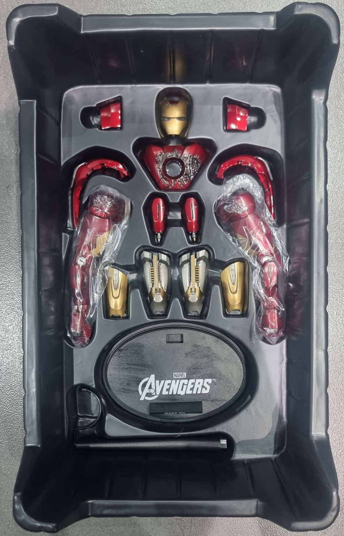 PRE-LOVED - Hot Toys - MMS185 - The Avengers - Iron Man Mark VII