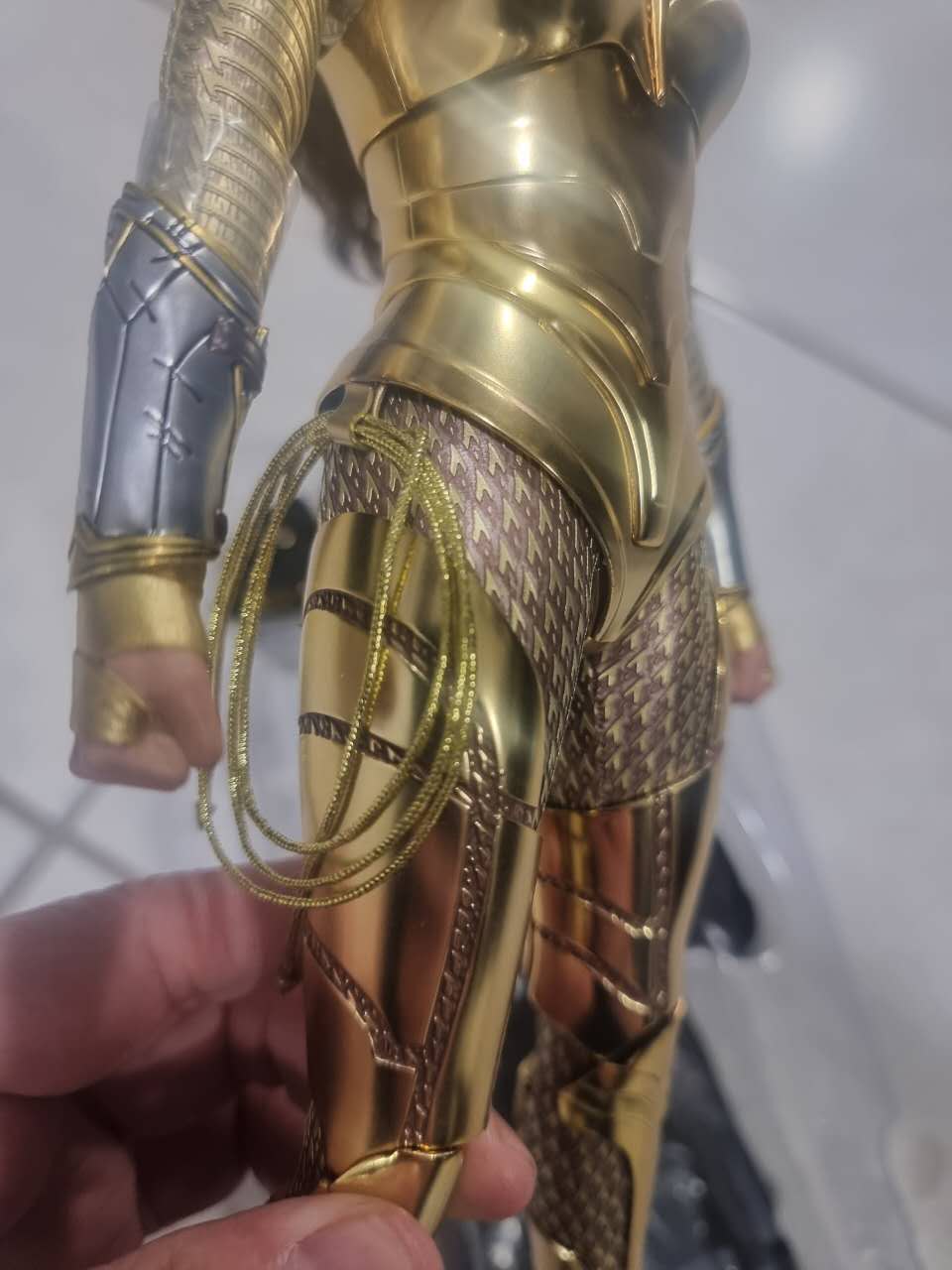 PRE-LOVED - Hot Toys - MMS578 - Wonder Woman 1984 – Golden Armor (Deluxe Version) - AJ
