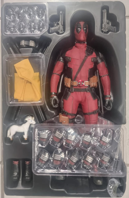 PRE-LOVED - Hot Toys - MMS490 - Deadpool 2: Deadpool