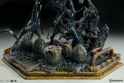 PRE-LOVED - Sideshow Collectibles - Alien Queen Maquette
