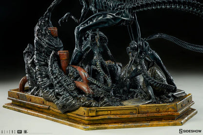 PRE-LOVED - Sideshow Collectibles - Alien Queen Maquette