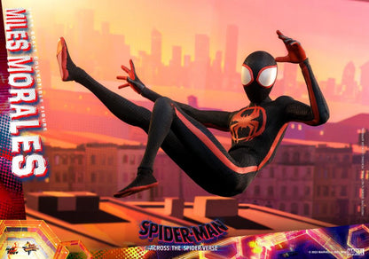 Hot Toys - MMS710 - Spider-Man: Across The Spider-Verse: Part One: Spider-Man (Miles Morales) 1/6 Scale Figure
