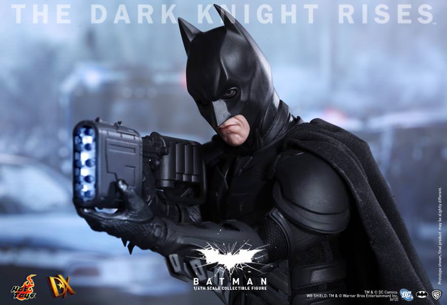 PRE-LOVED - HOT TOYS - DX12 - THE DARK KNIGHT RISES BATMAN