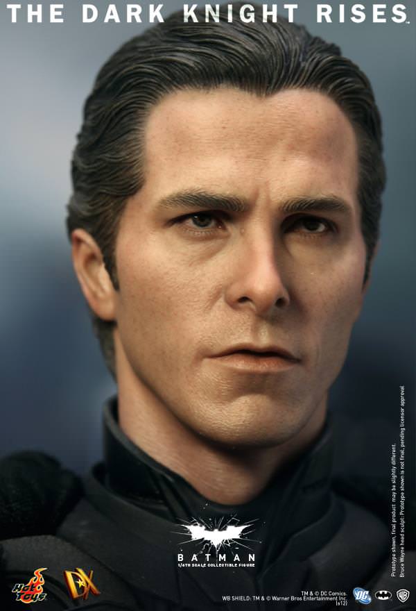PRE-LOVED - HOT TOYS - DX12 - THE DARK KNIGHT RISES BATMAN