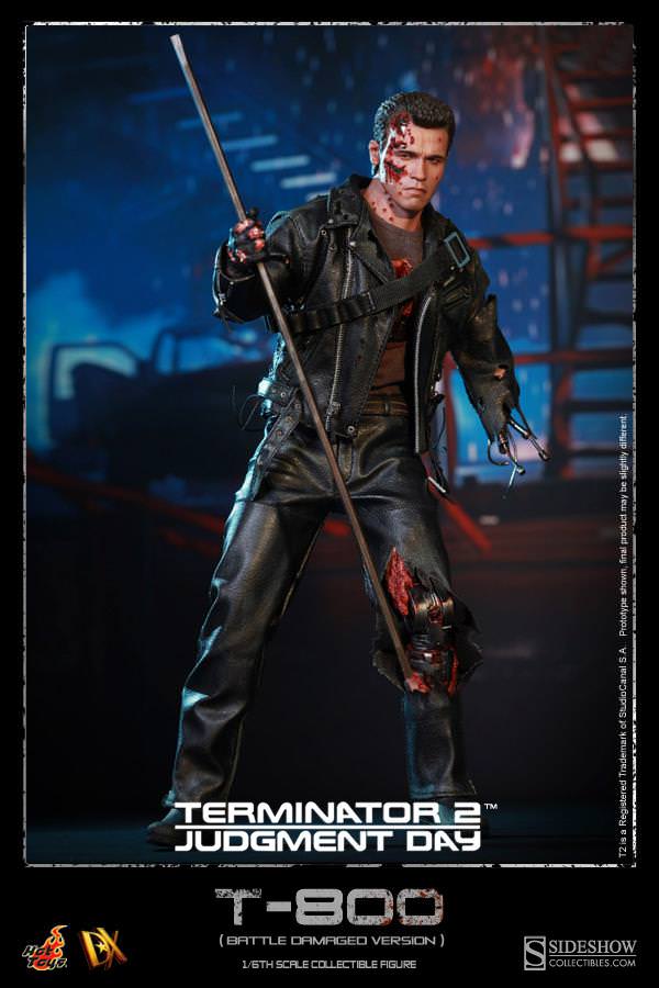 PRE-LOVED - Hot Toys - DX13 - Terminator 2: T-800 (Battle Damaged)
