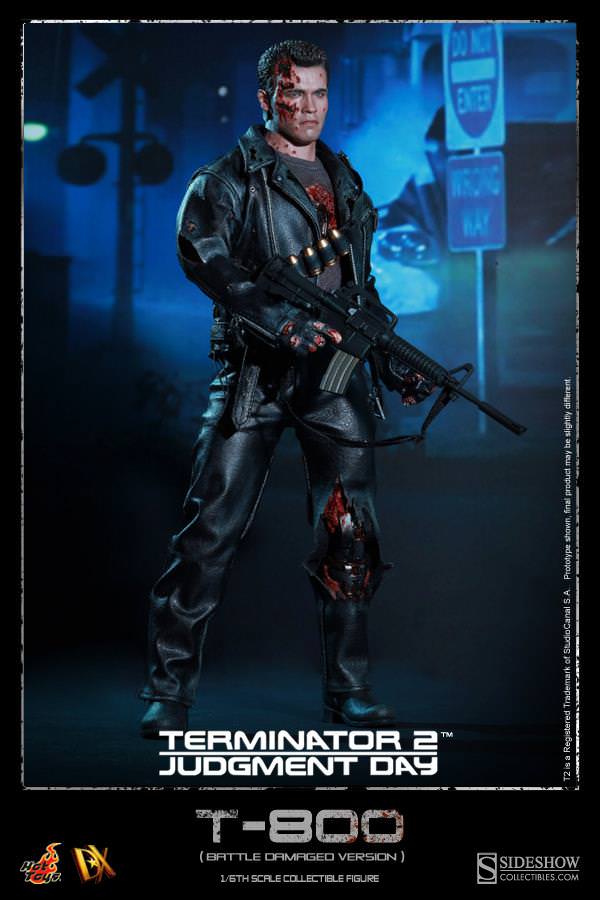PRE-LOVED - Hot Toys - DX13 - Terminator 2: T-800 (Battle Damaged)