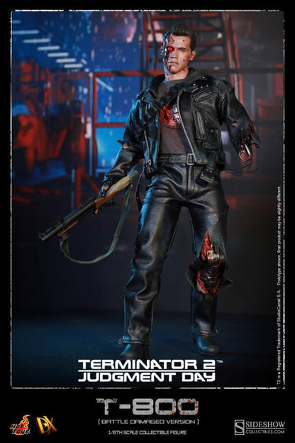 PRE-LOVED - Hot Toys - DX13 - Terminator 2: T-800 (Battle Damaged)