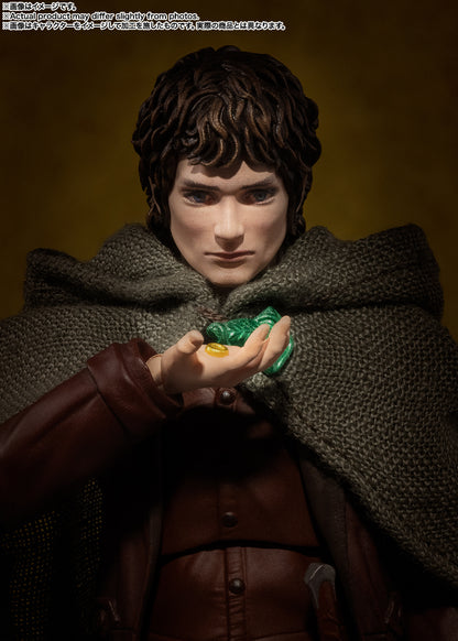 Tamashii Nations - S.H.Figuarts - The Lord of the Rings: The Fellowship of the Ring: Frodo Baggins & Gollum