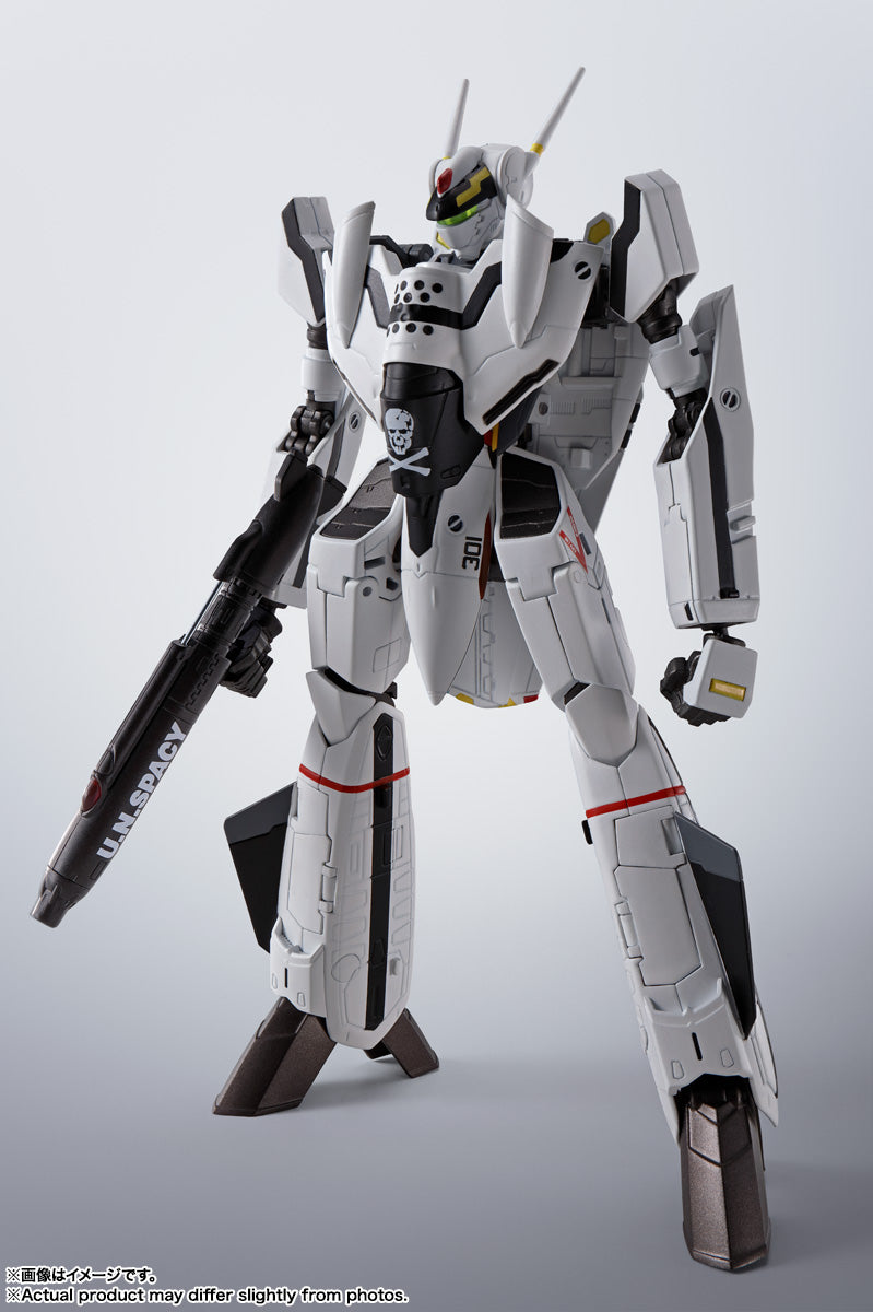 Tamashii Nations - Hi-Metal R: VF-0S PHOENIX (ROY FOCKER USE) + QF-2200D-B GHOST
